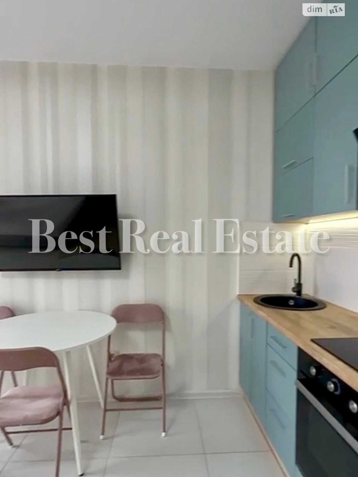 1-bedroom apartment in elite residential complex Zarichnyi