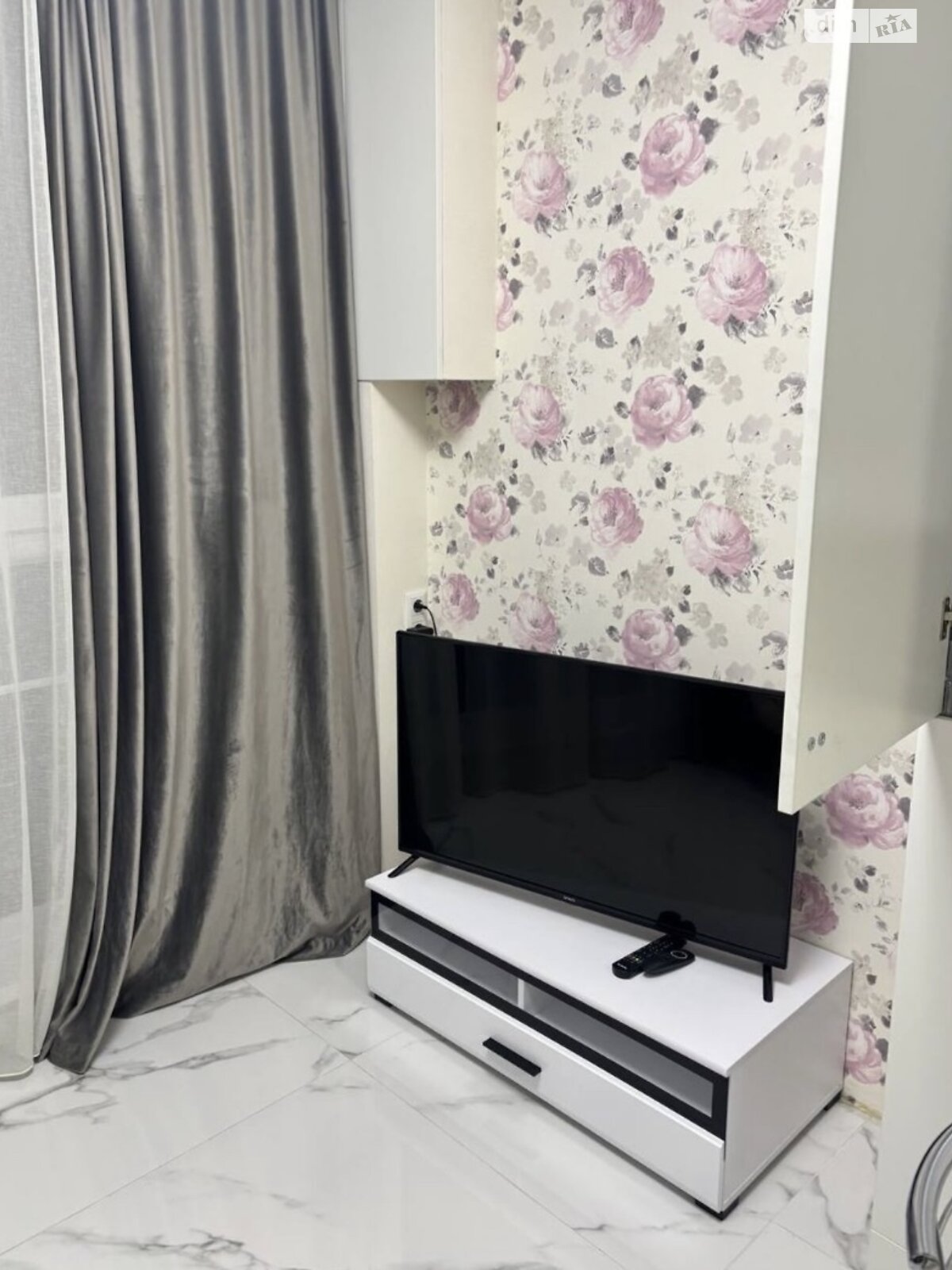 Newly renovated 1-bedroom apartment in Sofia Residence, Sofievska Borshchagovka