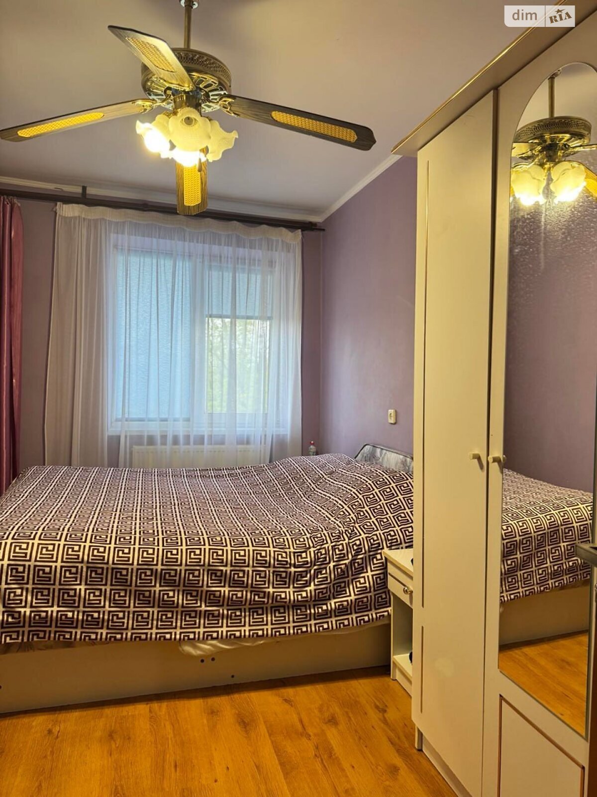 2-Room Apartment on Tismenytska Street, Quiet Area