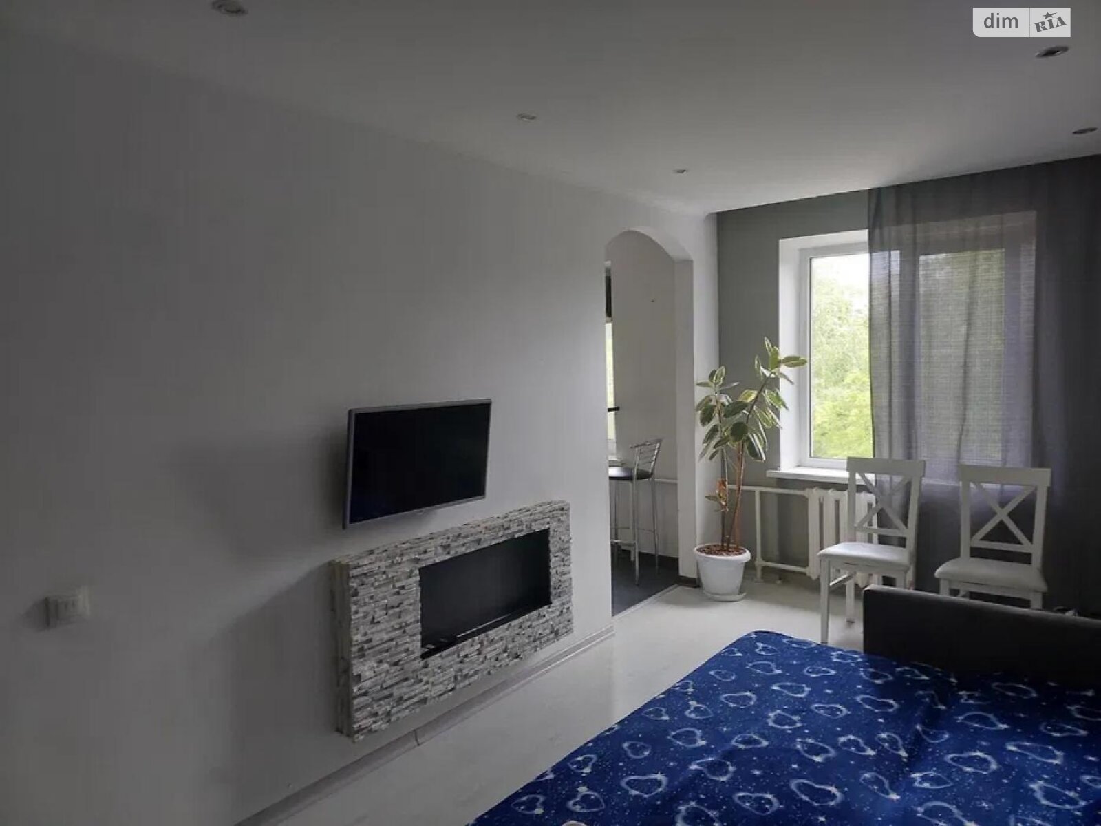 Long-term rental of a 3-room apartment on Almazna St.