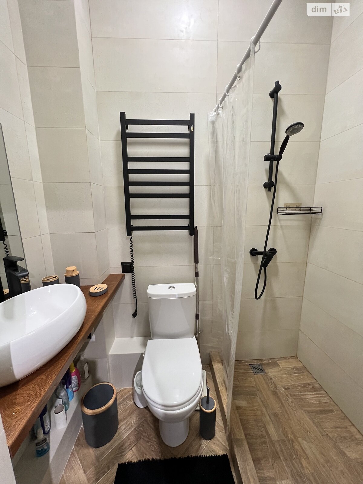 1-room apartment in elite area near park zone with modern renovation