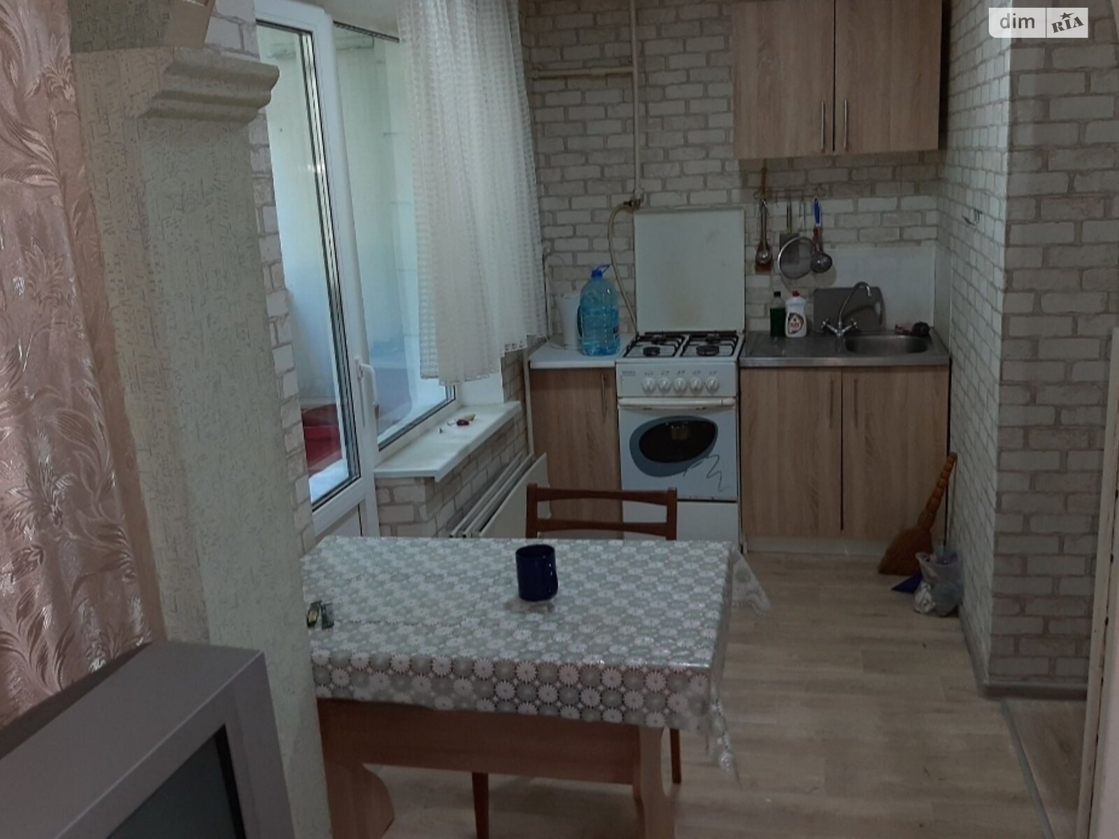 One-room studio apartment on Symyrenko Street, Pivdenna Borshchahivka