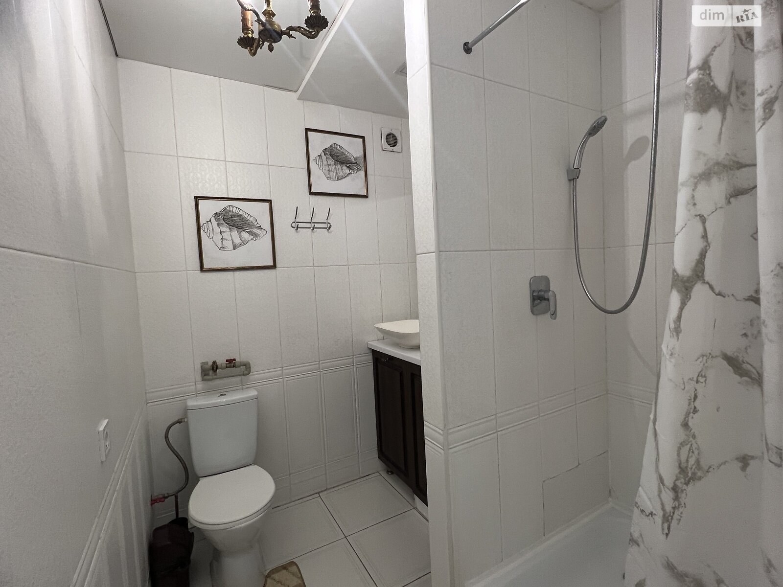 Spacious 2-Room Apartment in Prestigious District