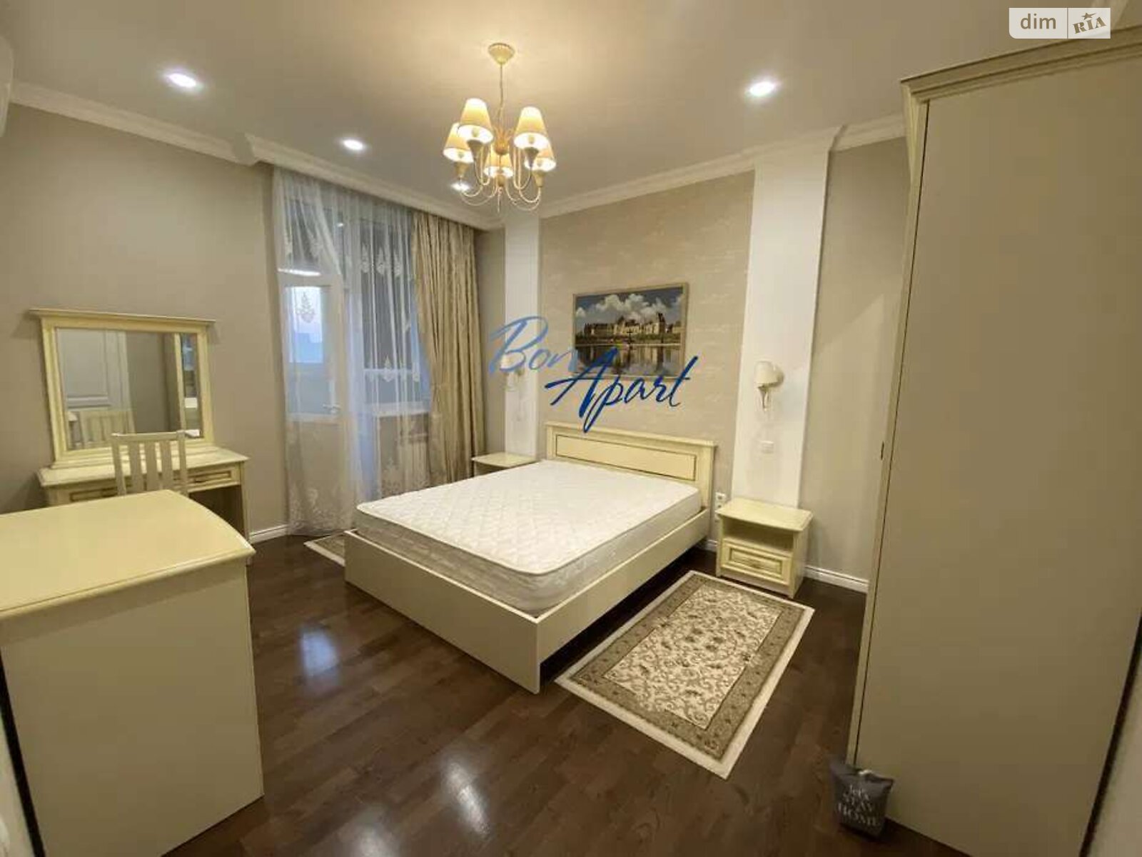 Beautifully Designed Apartment near Goloseyevsky Park and Metro