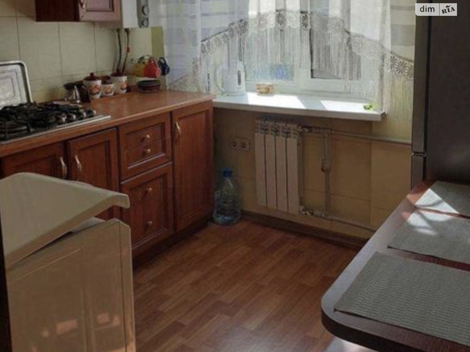 1-Room Apartment for Long-Term Rent near Budivelnykiv Street