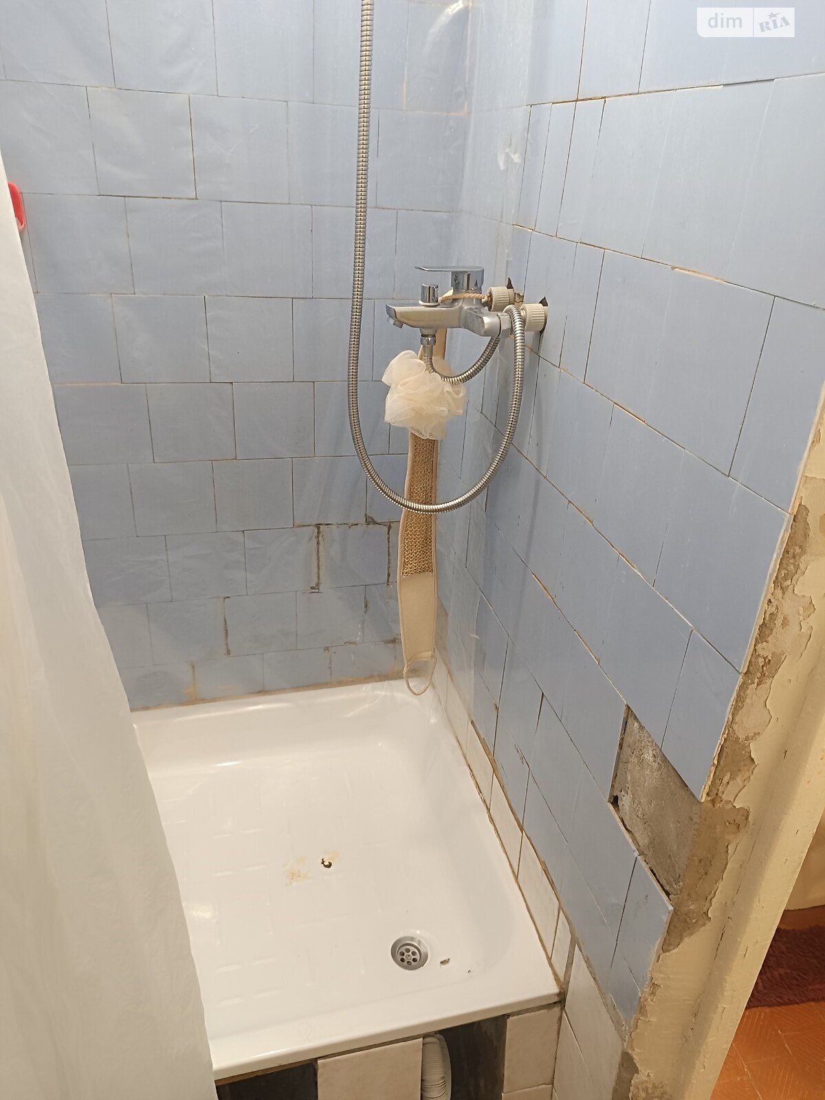 Small-sized apartment with basic renovation and essential amenities