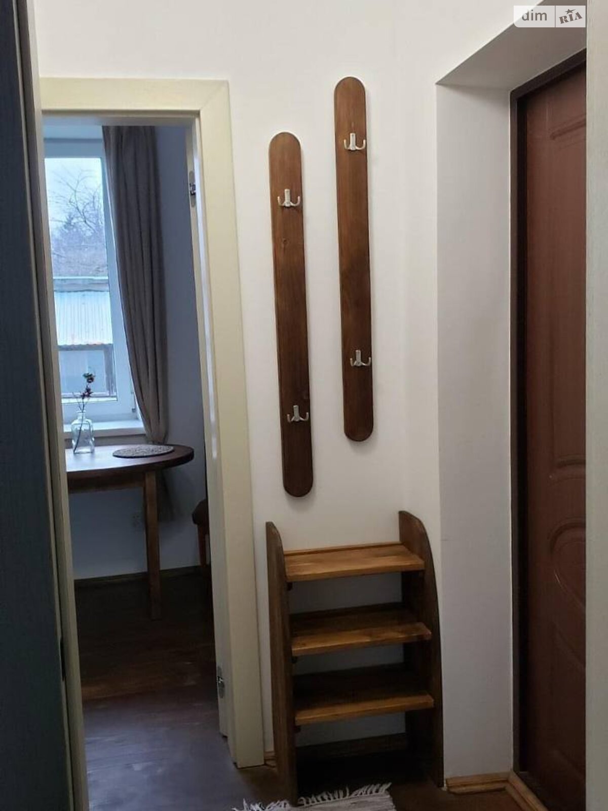 1-Bedroom Apartment near City Center, 2 Stops from Central Area