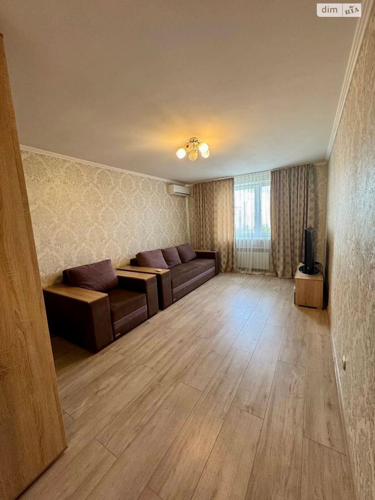 Apartment near Varnensky Park, 42 sq.m, 13th floor