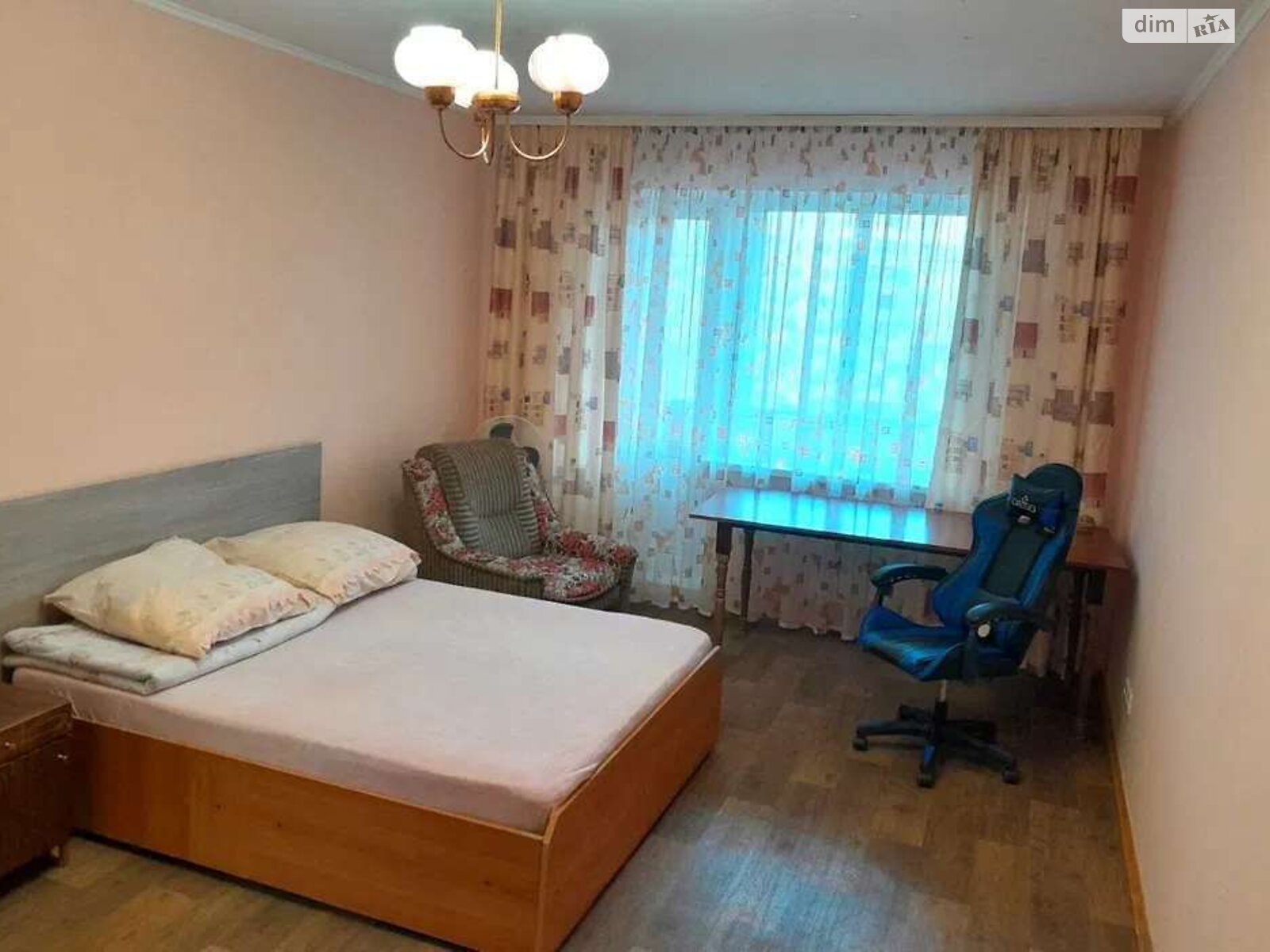 1-Bedroom Apartment near Minskaya Metro, Fully Furnished