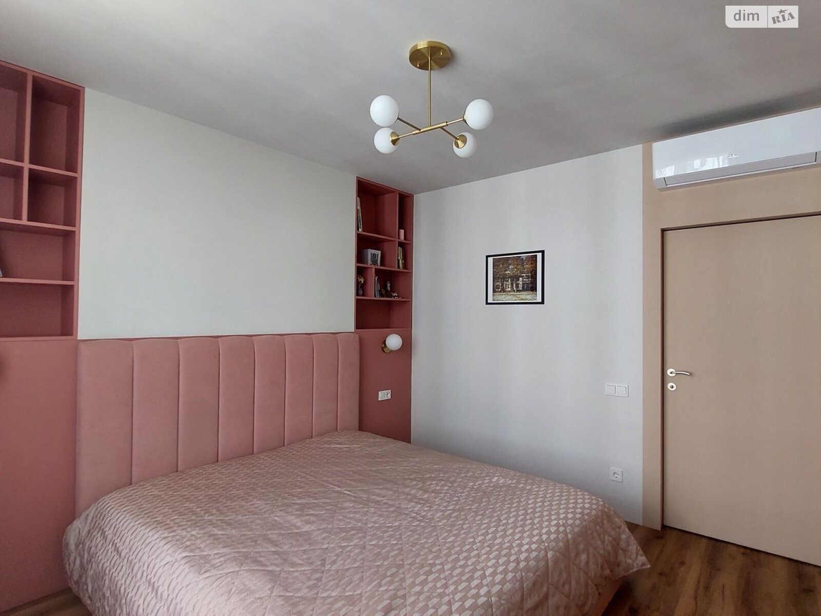 Spacious 3-bedroom apartment, 84m², comfortable for family
