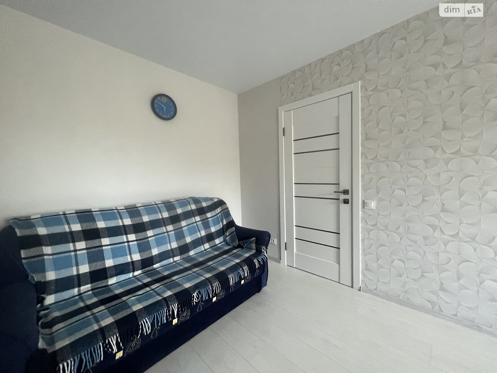 2-Room Apartment on S. Bandery Street, 3rd Floor, Fully Furnished