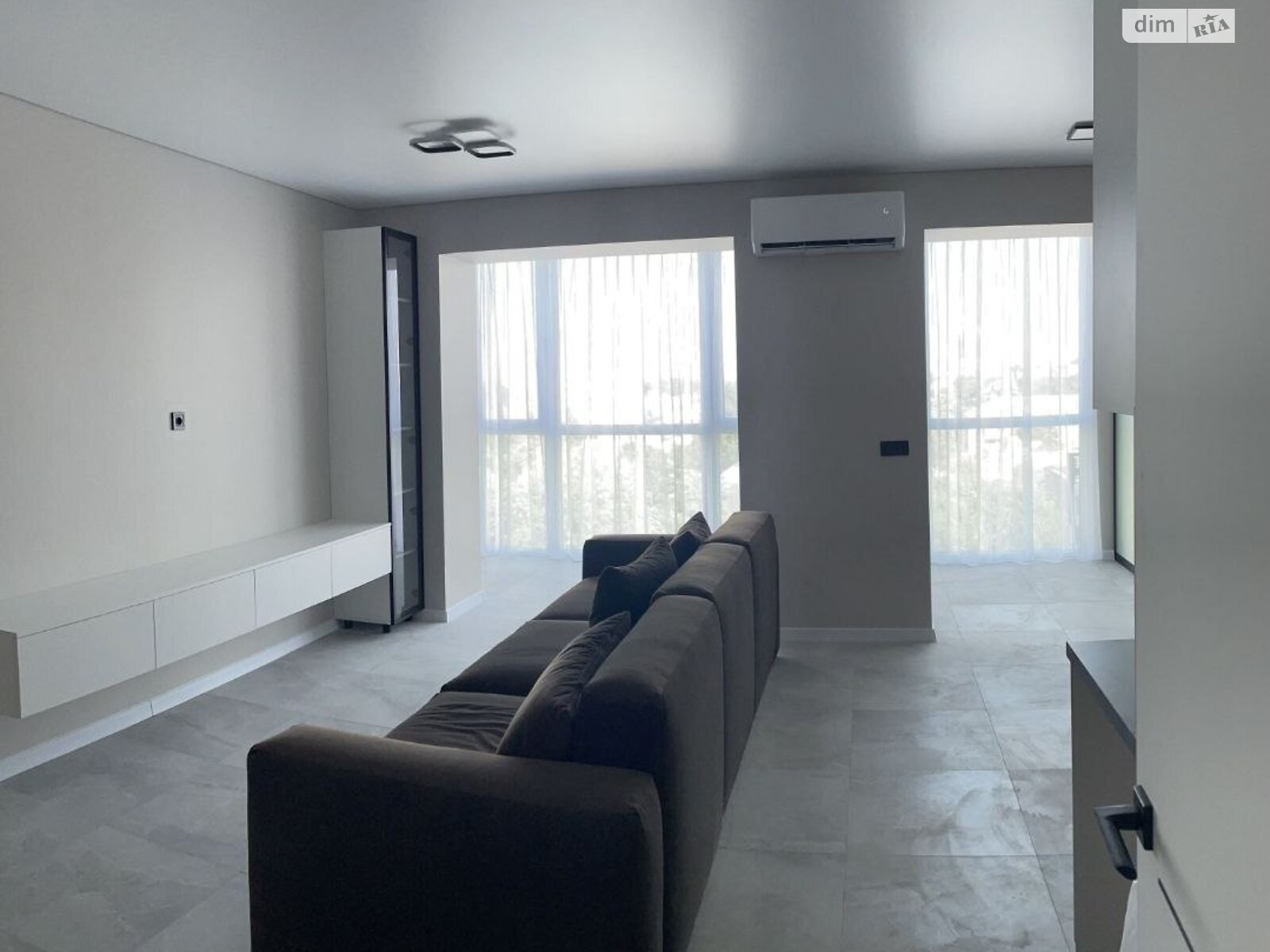 Cozy 1-bedroom studio apartment in Atmosphere Residential Complex