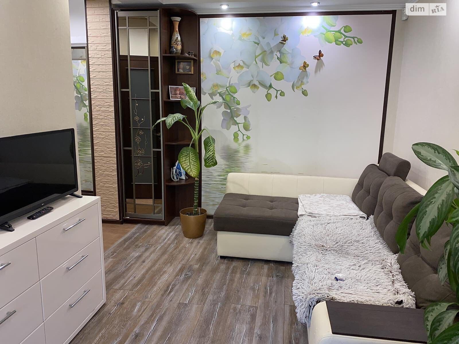 1-Room Apartment in 9-Story Building