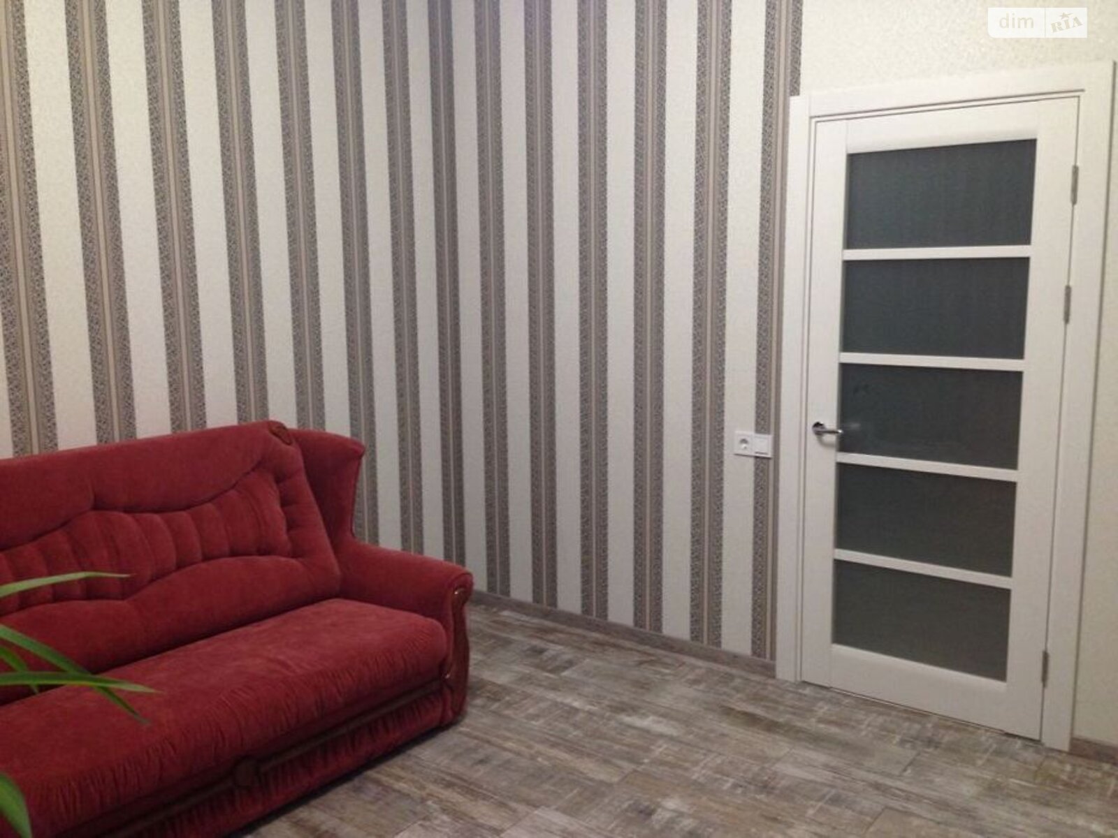 V. Mossakovsky көшесіндегі IQ House-тағы 2 бөлмелі пәтер