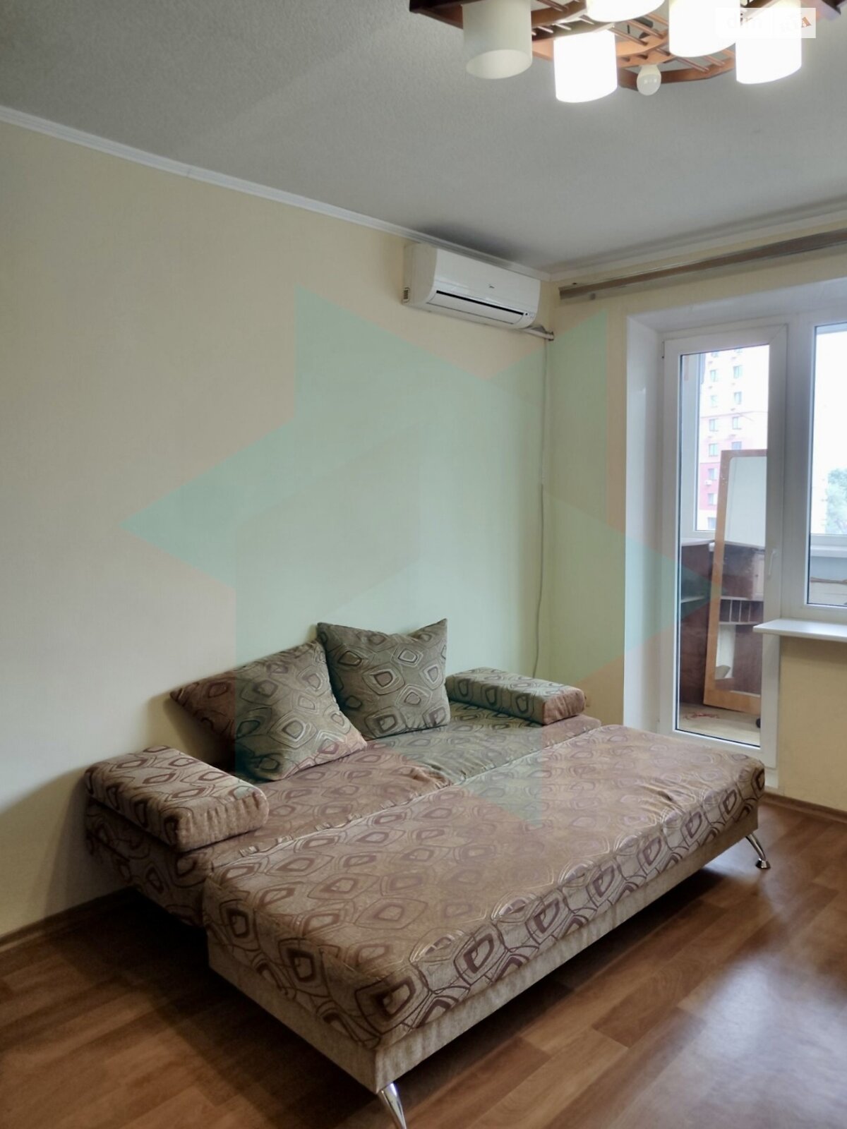 1-Bedroom Apartment near L. Globa Park with City Center Proximity