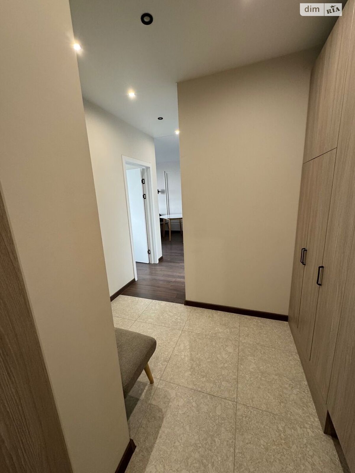 1-Bedroom Apartment in Slavutych Complex, 28th Floor, Fully Furnished