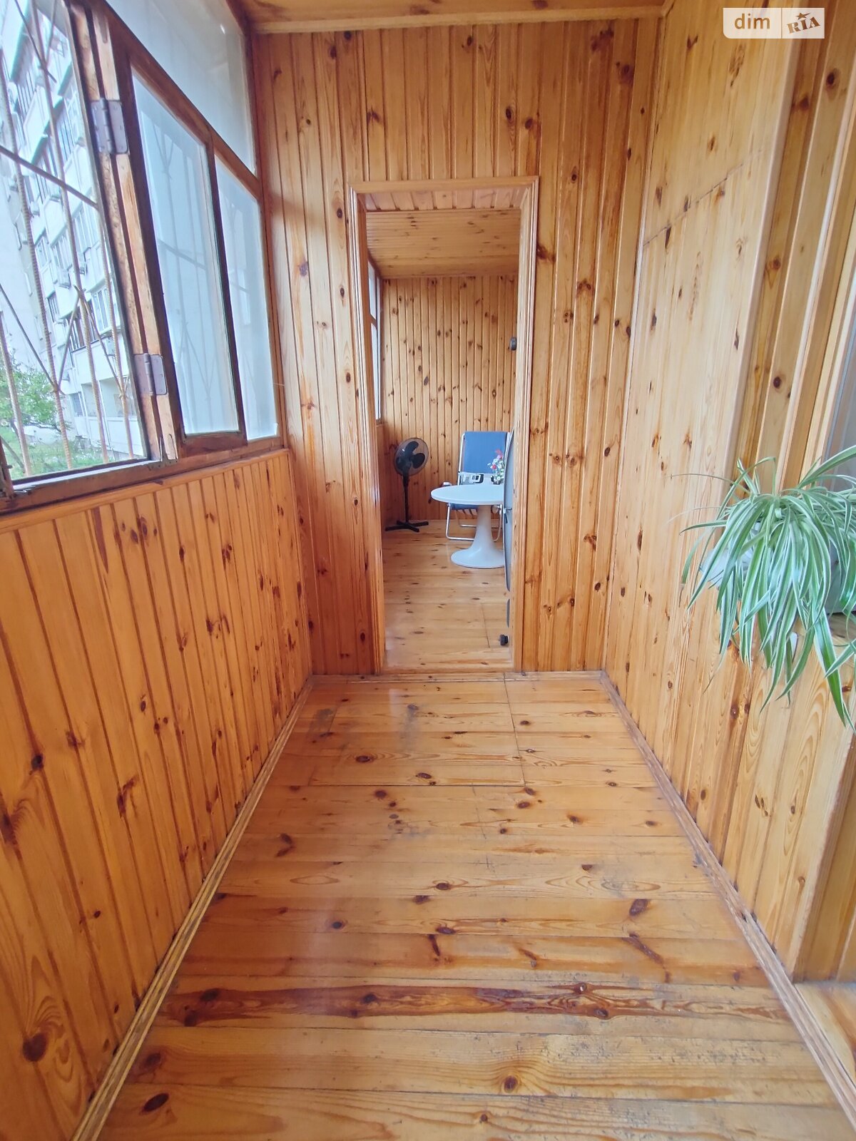 1-Room Apartment near Poznyaki Metro, Fresh Renovation