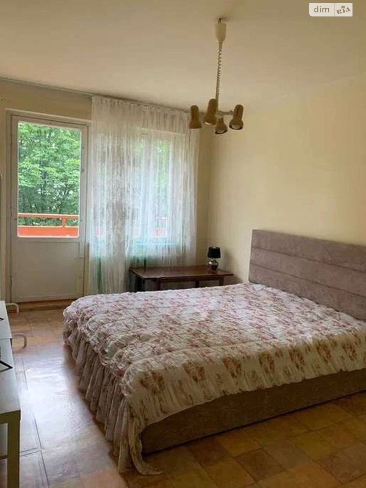 Comfortable apartment suitable for students or family, no pets allowed