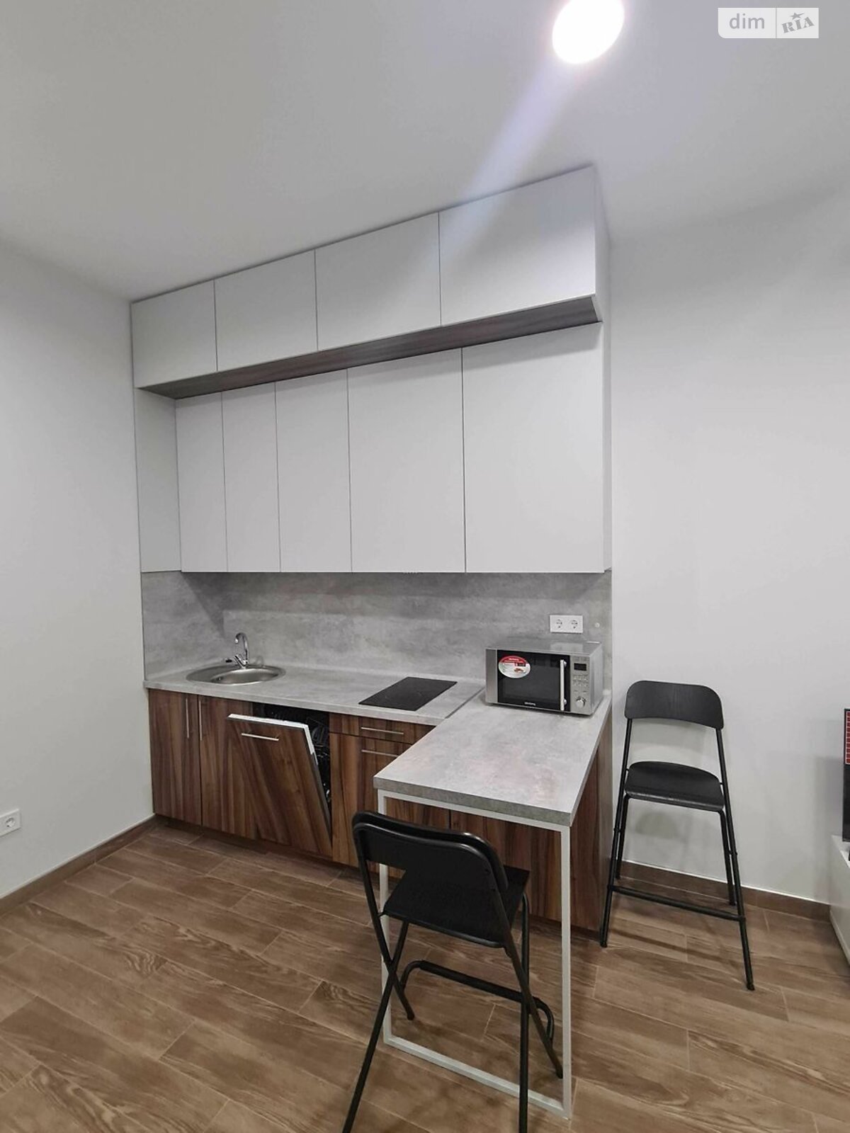 Cozy 1-bedroom apartment in Nova Angliya residential complex
