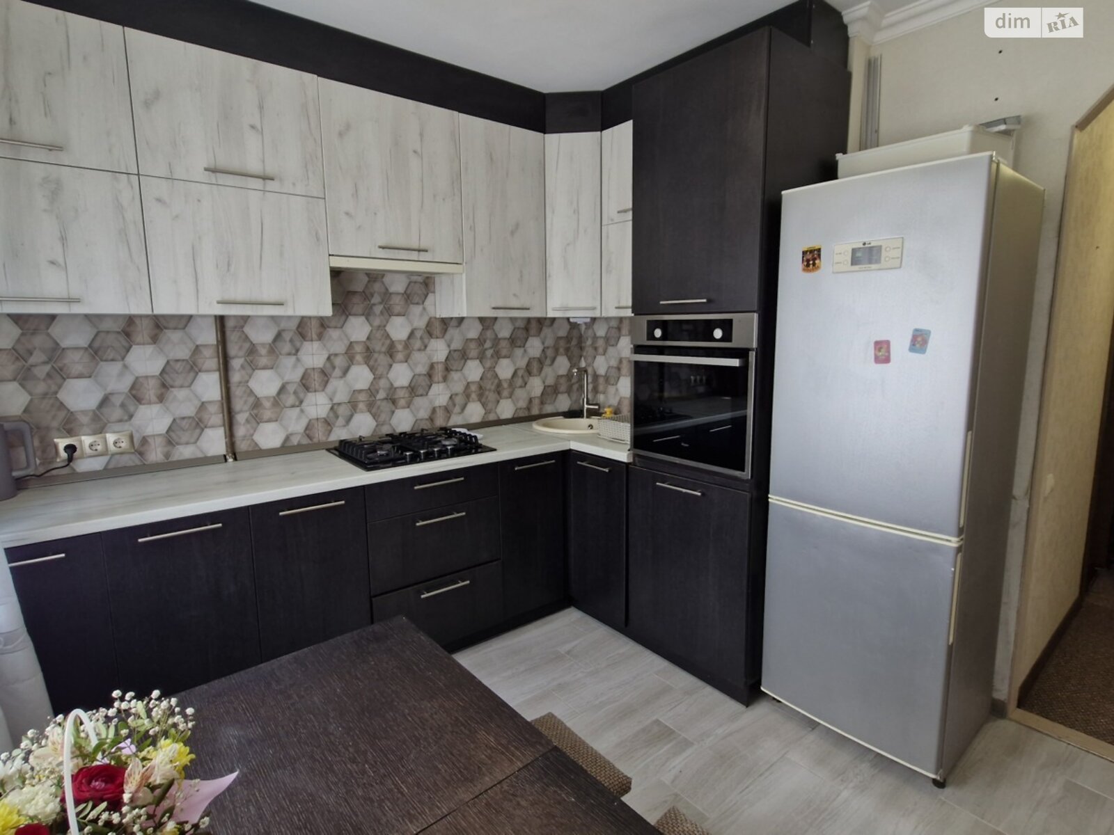 Cozy 2-room apartment in Santa Barbara area with good condition and modern amenities