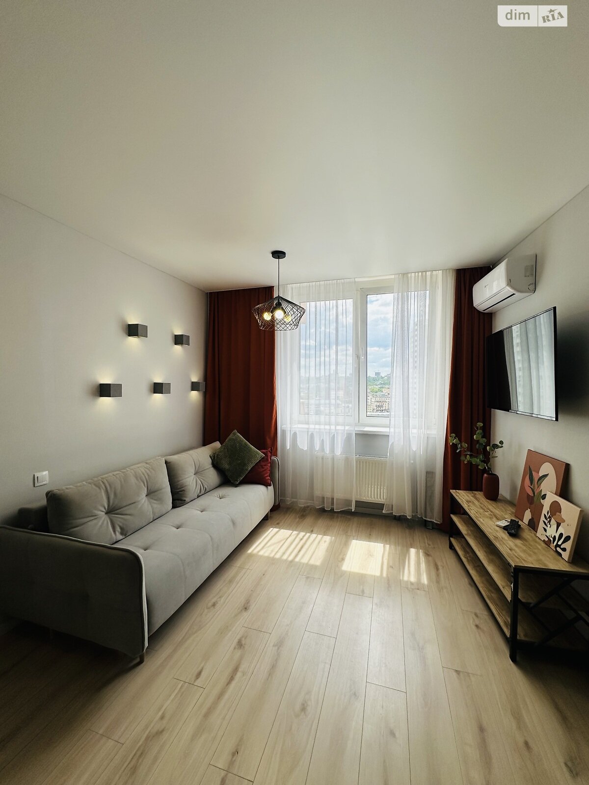One-bedroom apartment in Navigator Residential Complex