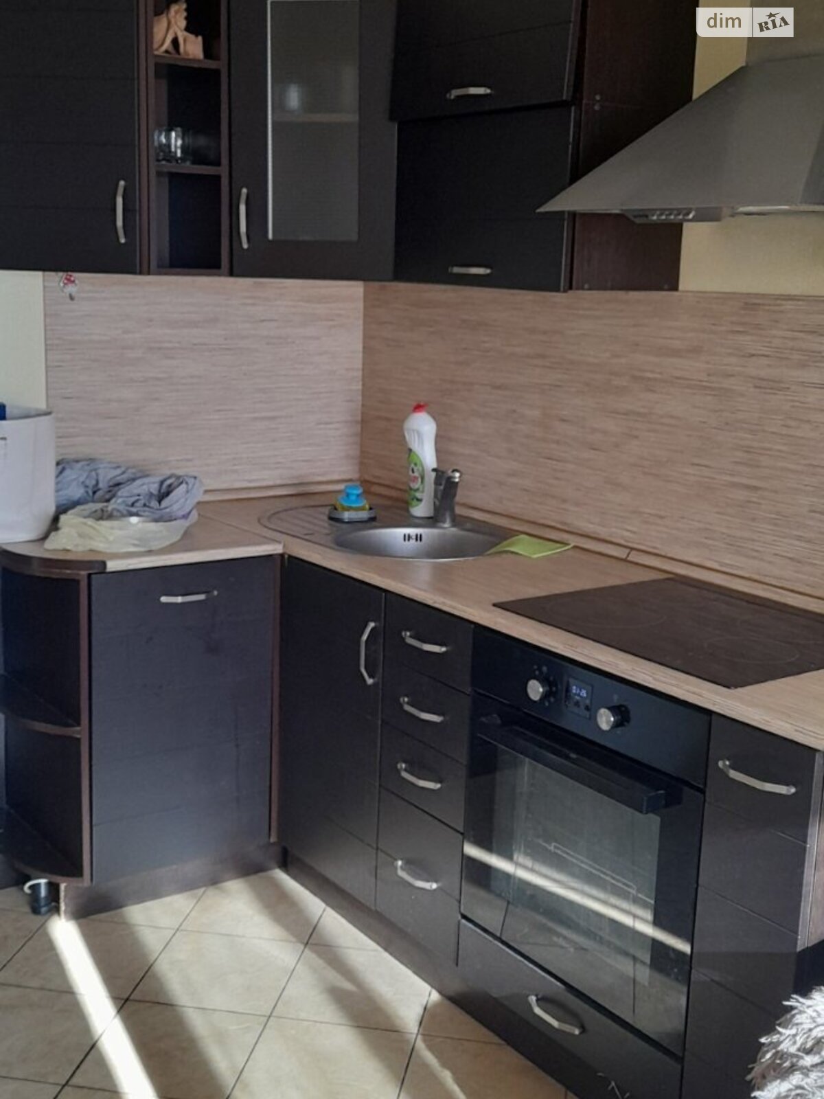1-Room Apartment near Ocean Plaza Mall, Lybidska Metro