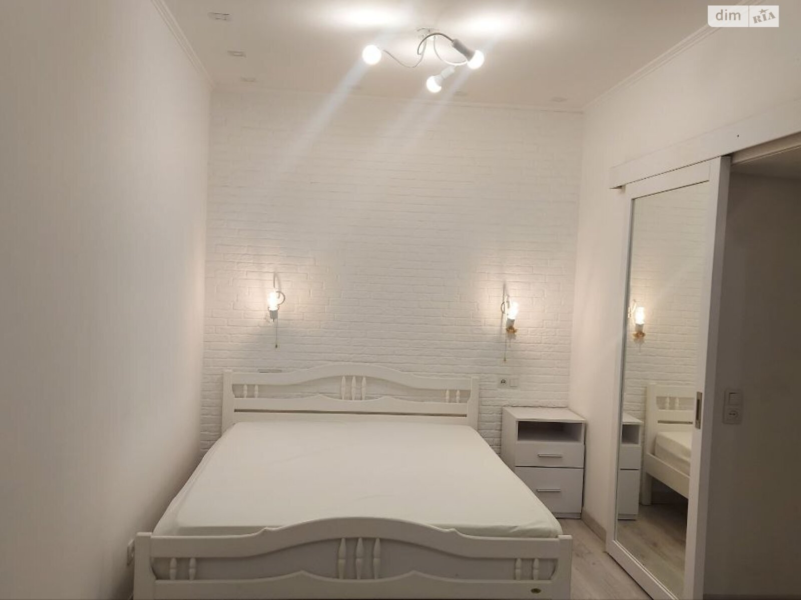 Spacious 1-bedroom apartment in Daffy district with parking