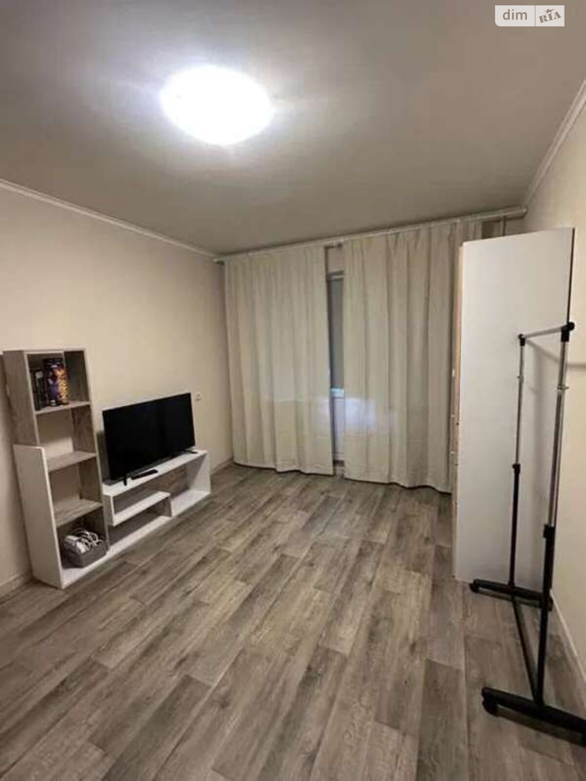 Cozy Renovated Apartment on Raiduzhnyi Massiv