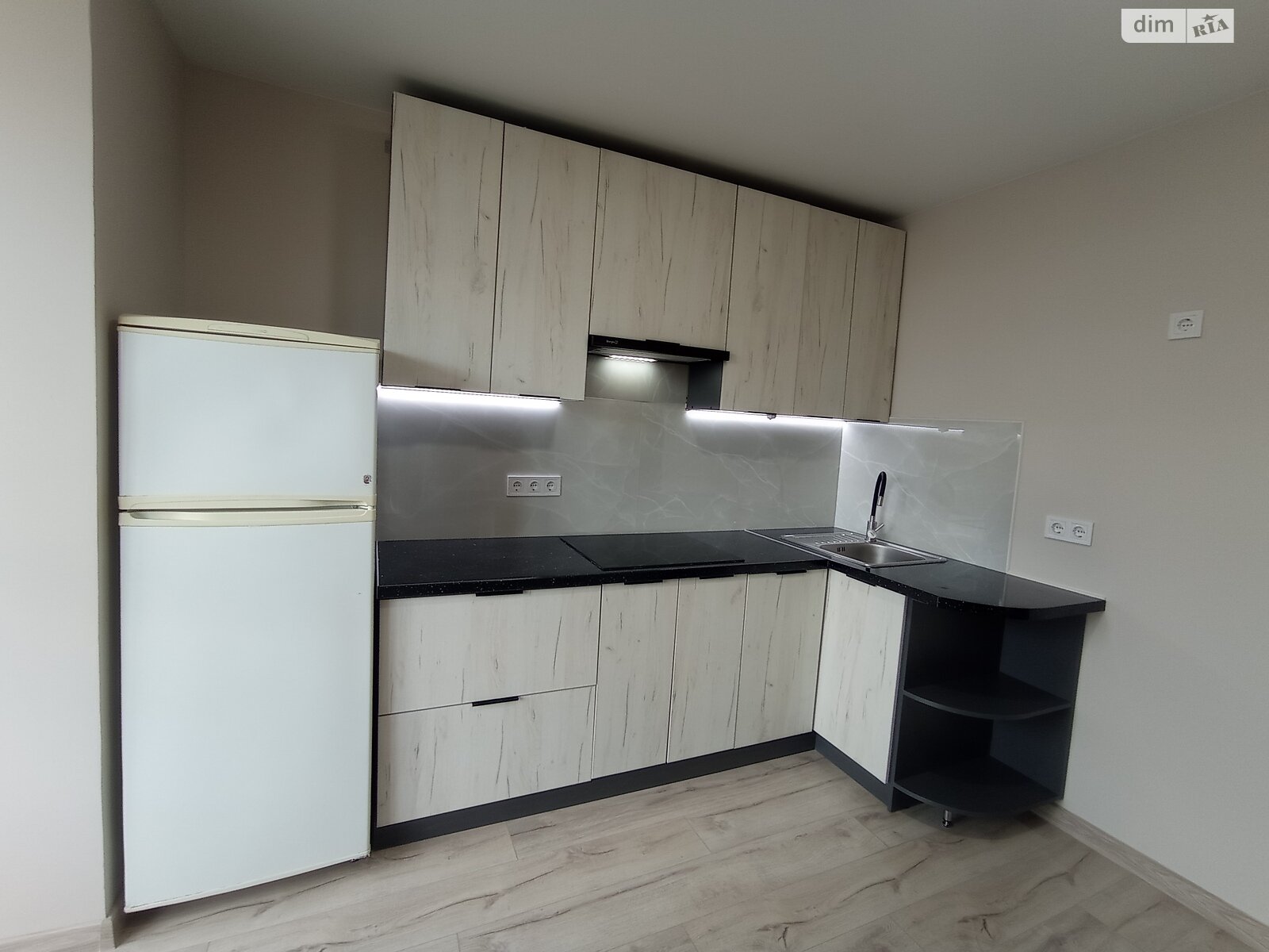1-bedroom apartment on Yangelya Street, new renovation, fully furnished