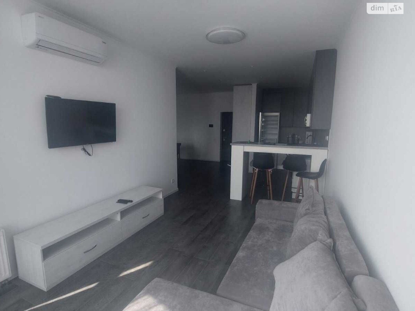 3-bedroom premium apartment in Green Castle club house on Mirna Street