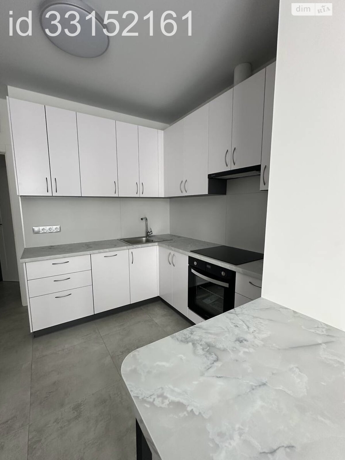 Comfortable 1-bedroom apartment with quality renovation and full amenities
