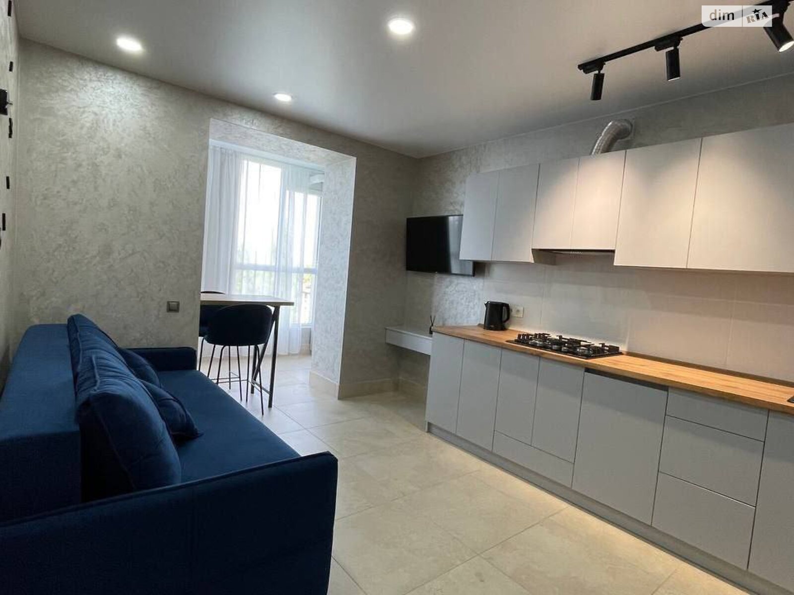 2-Room Apartment in Dubinina Complex, Heroiv Spasateliv Street