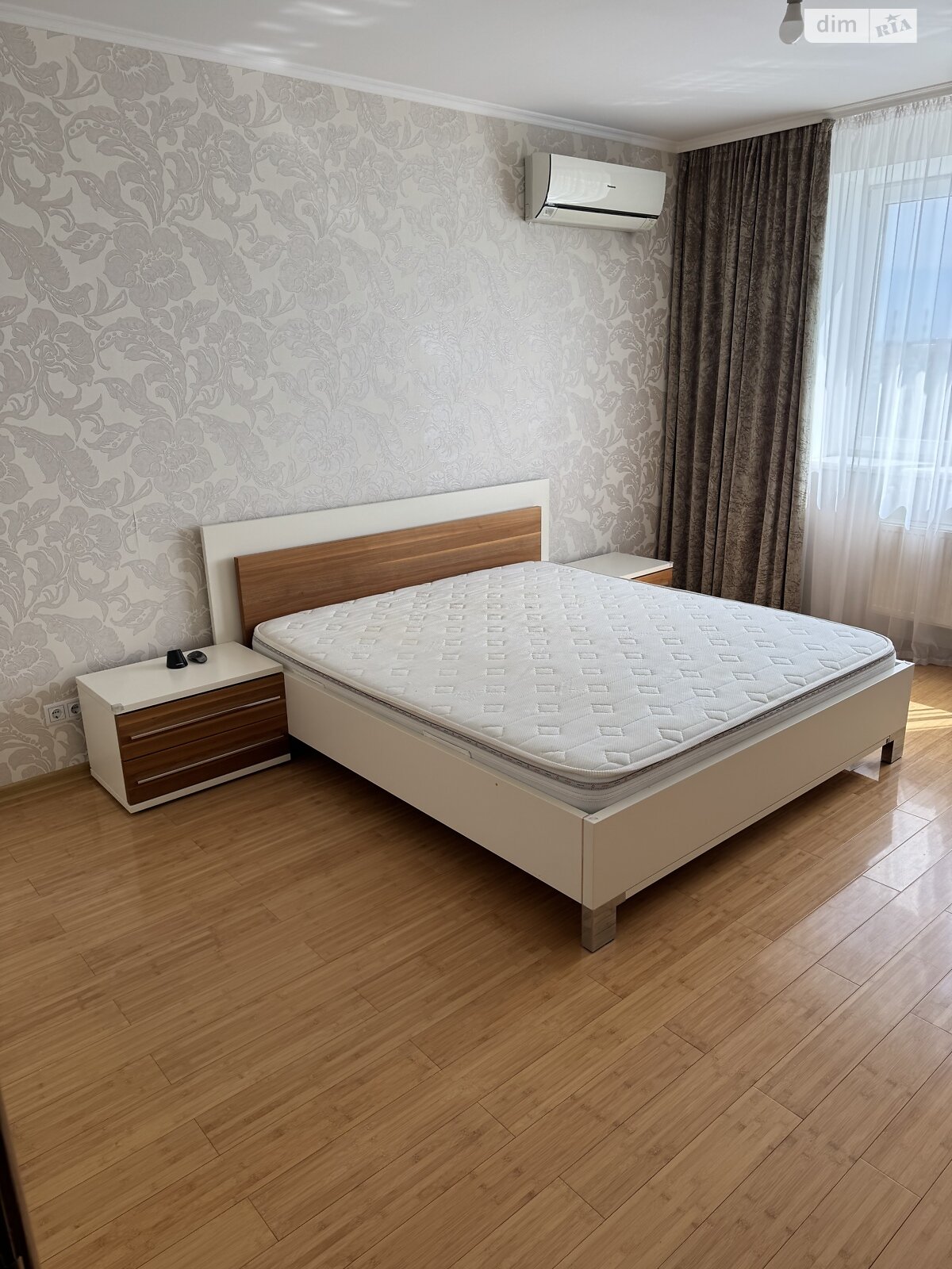 Apartment with Great View in Golosiyevo Complex, 21st Floor, Fully Furnished