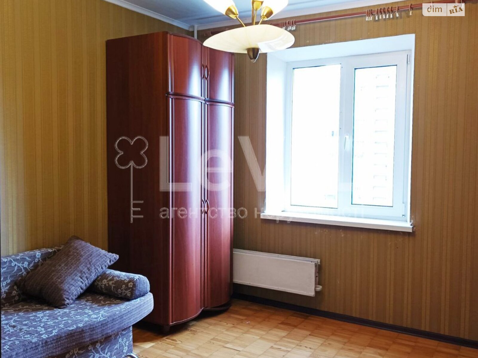 Spacious Two-Room Apartment on Akademika Efremova Street in Belechi