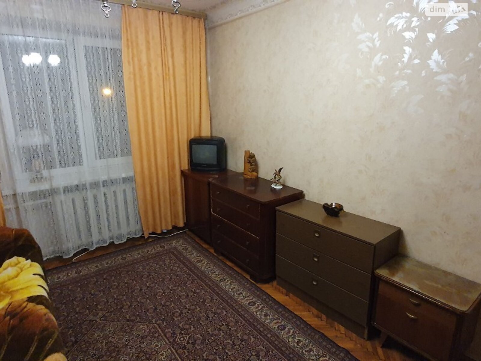 3-Room Apartment in Kurenivka, Popova Street, Obolonsky District