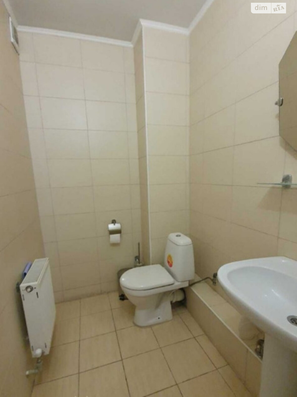 1-bedroom apartment in Austriyskyi Complex with gas heating and warm floors