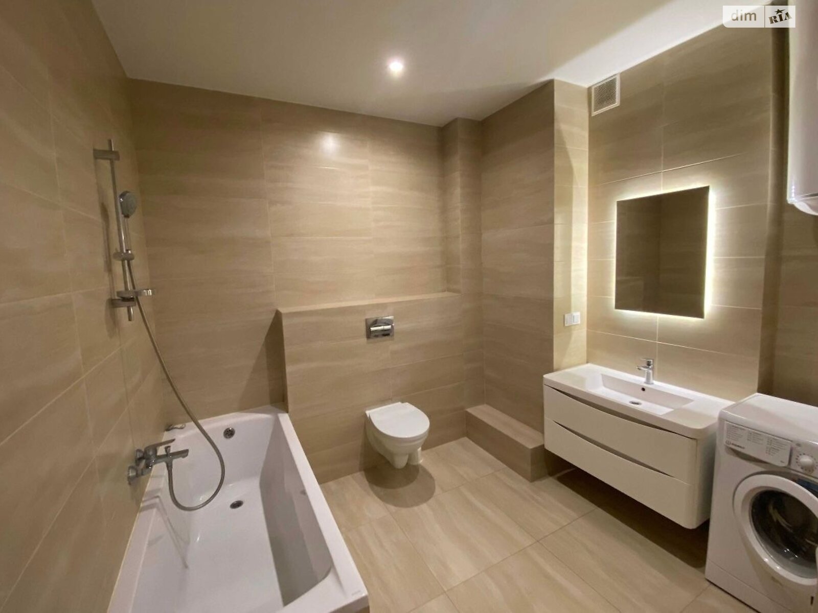 Fully Furnished Apartment with Modern Design and Comfortable Amenities