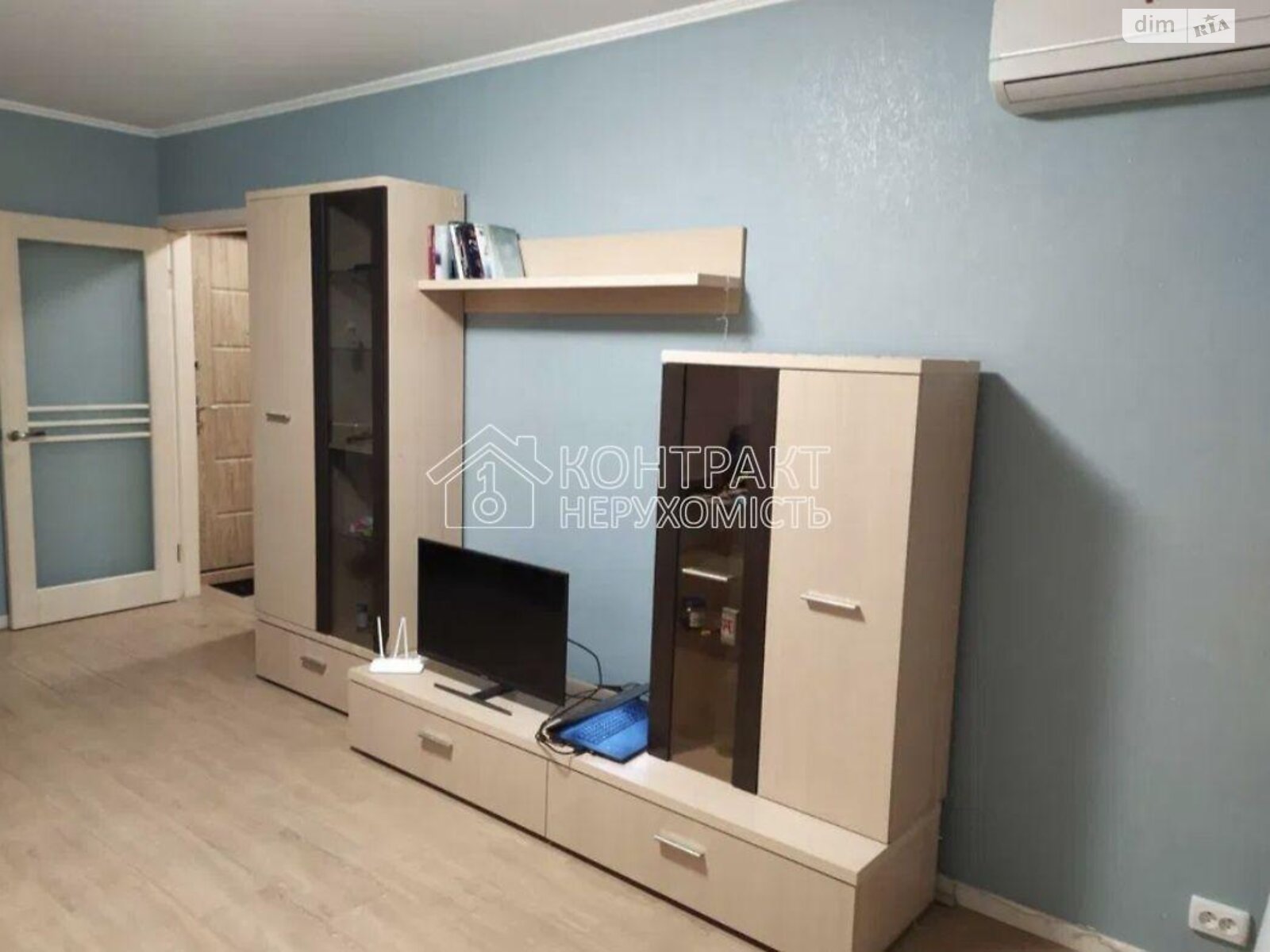 1-Room Apartment on Newton Street, Well-Renovated