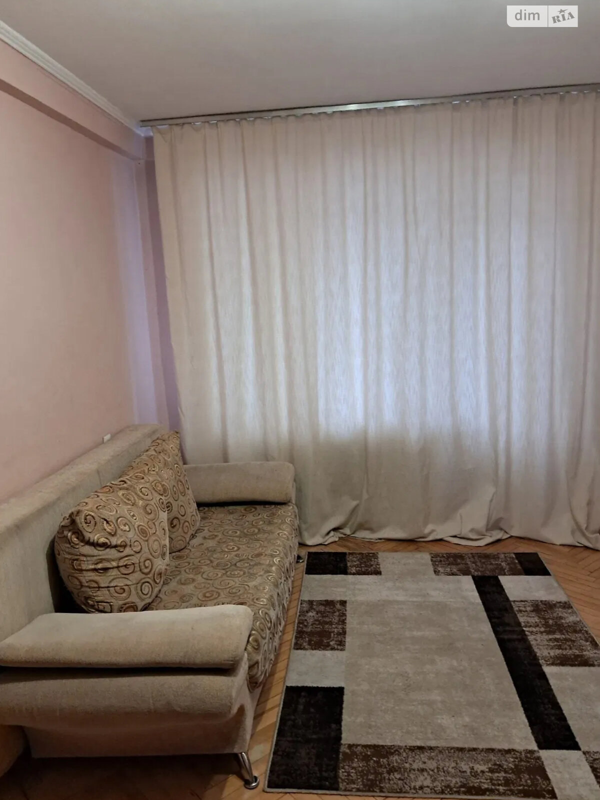 Apartment near Lesnaya metro, fresh renovation, ground floor