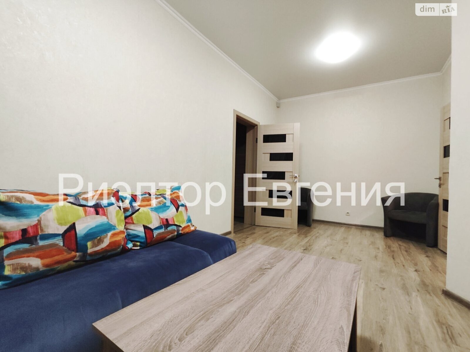 Орталықтағы 2 бөлмелі пәтер, Александровский даңғылы/Бунина