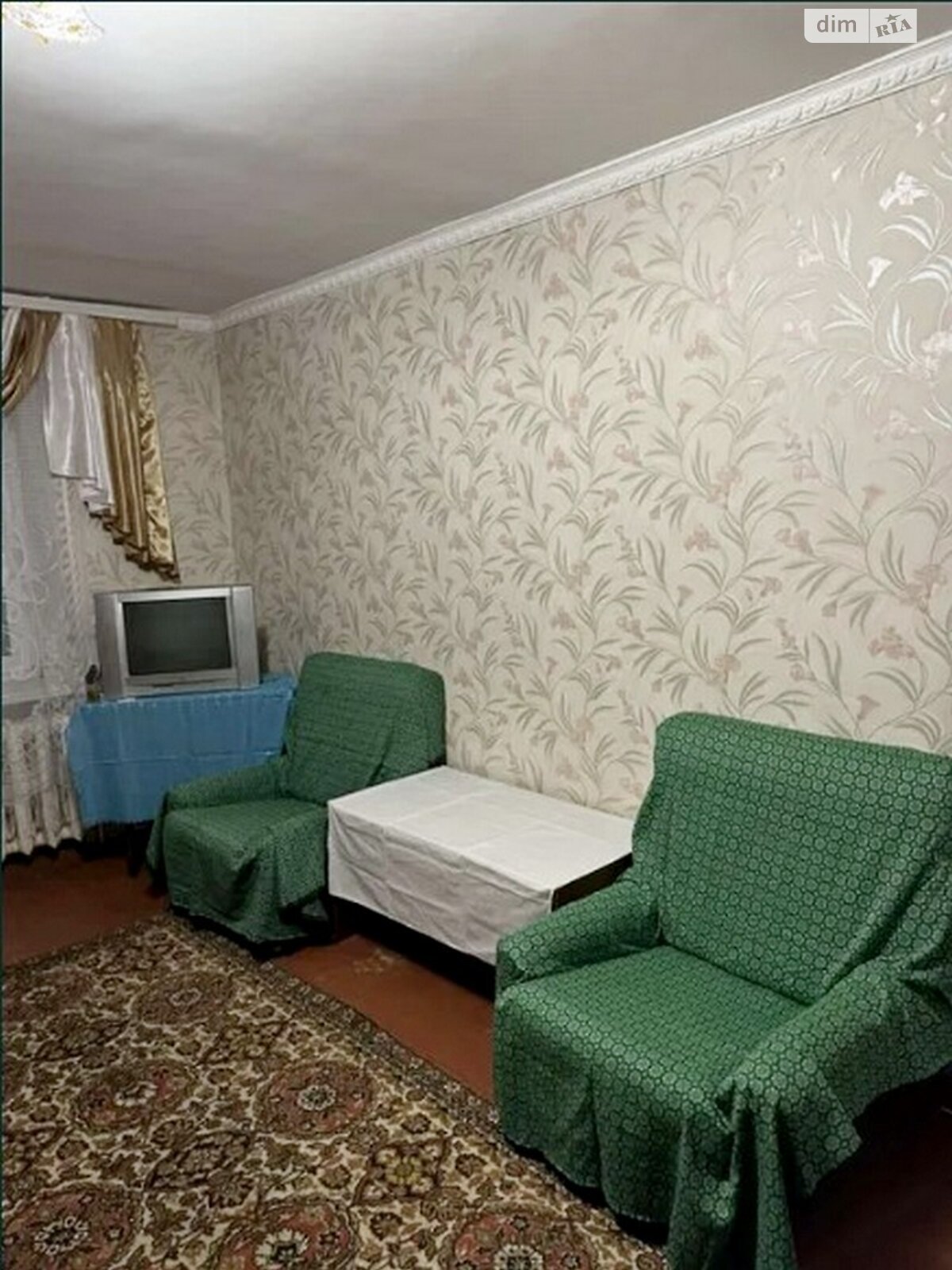 Тайрова маңындағы бір бөлмелі пәтер, кең және жақсы жабдықталған