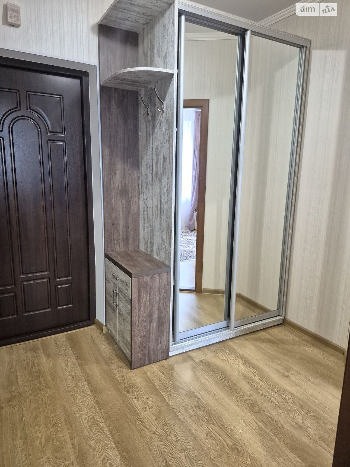 Furnished apartment with individual heating and internet