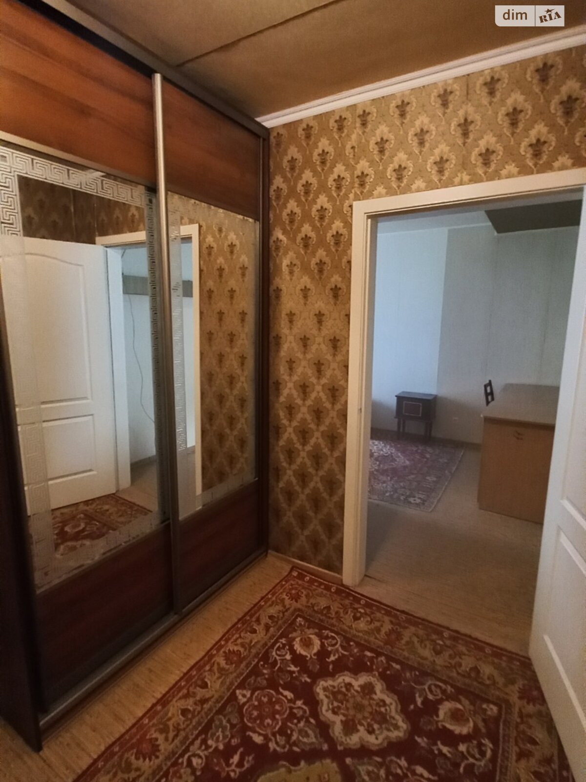 Two-room apartment on Alekseevka, 3rd floor of 9-story building