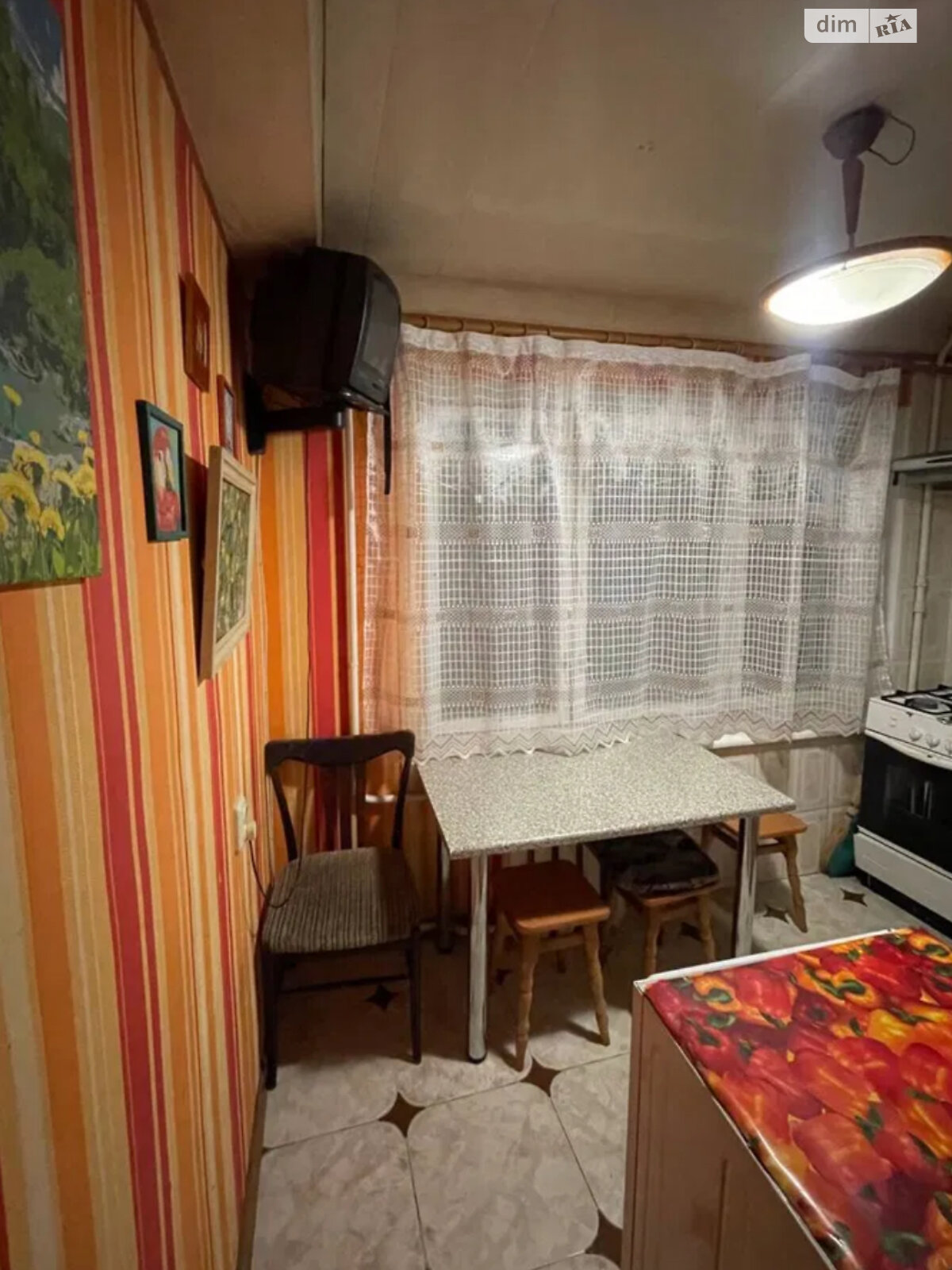 2-Room Apartment near Darnytsia Square with Classic Interior