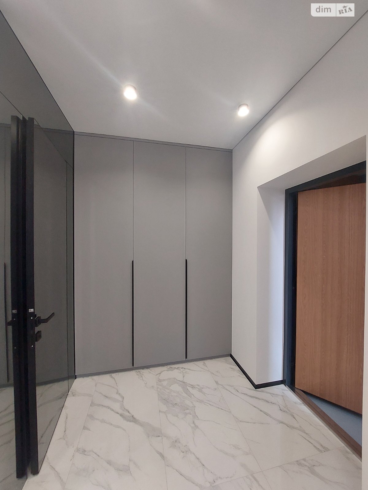 Stylish 1-bedroom apartment in Lutsk Style Up residential complex