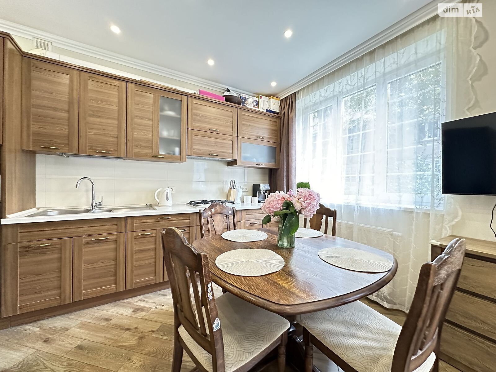 2-Room Apartment with Eurenovation in Historic Lviv Building