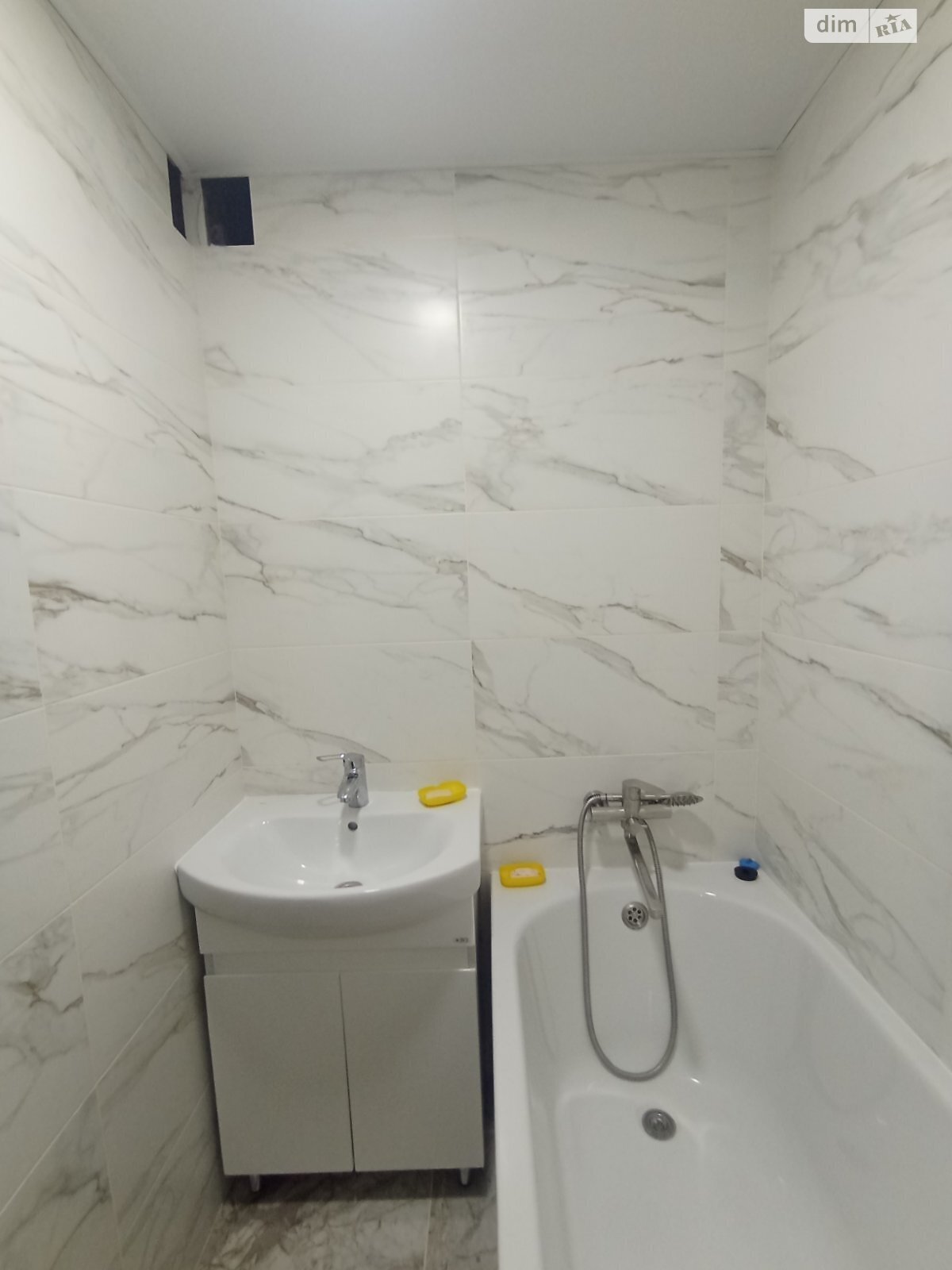 2-Room Apartment near Metro with Comfortable Furnishings