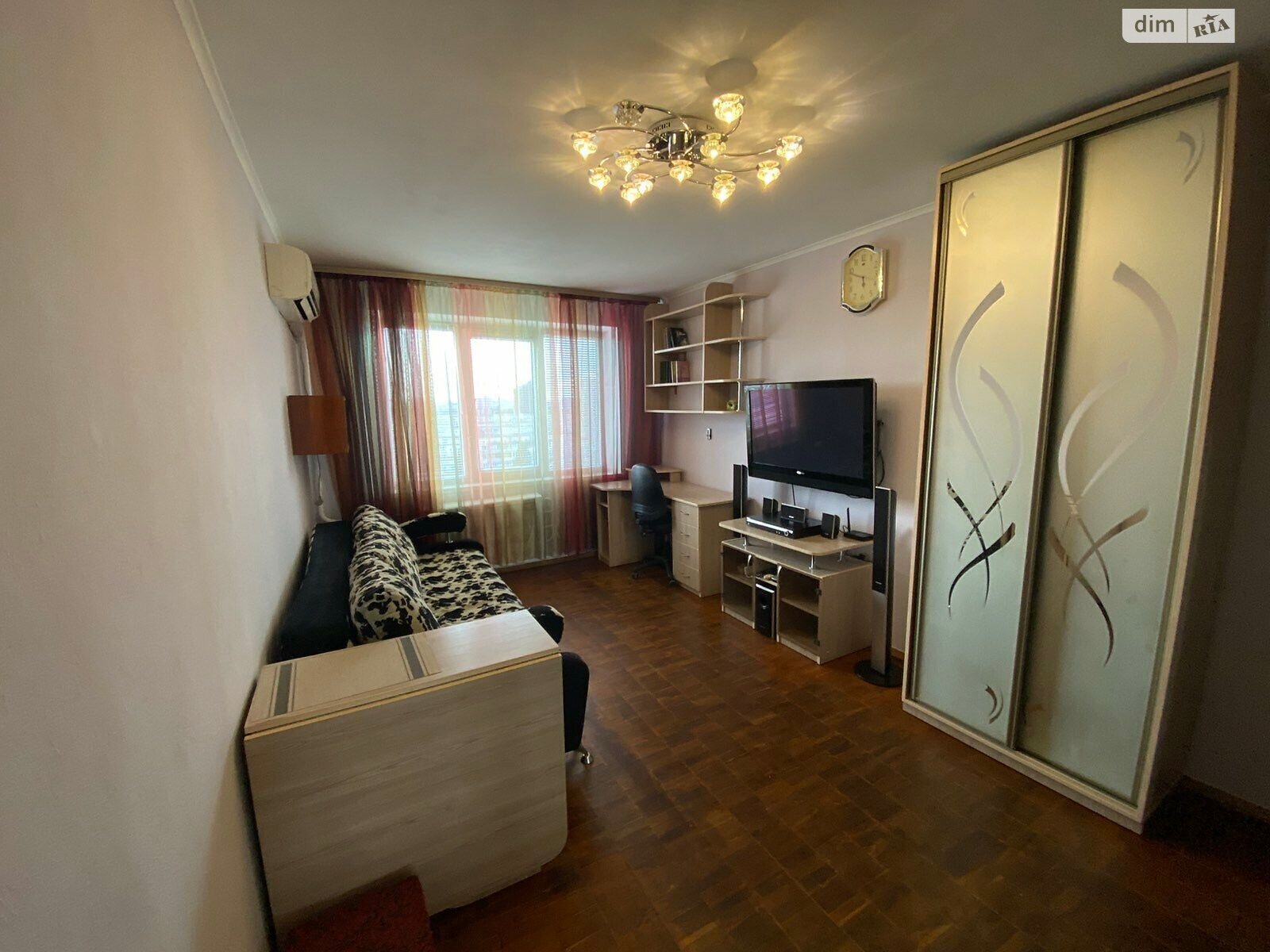 1-bedroom apartment in Obolon, near metro, fully equipped