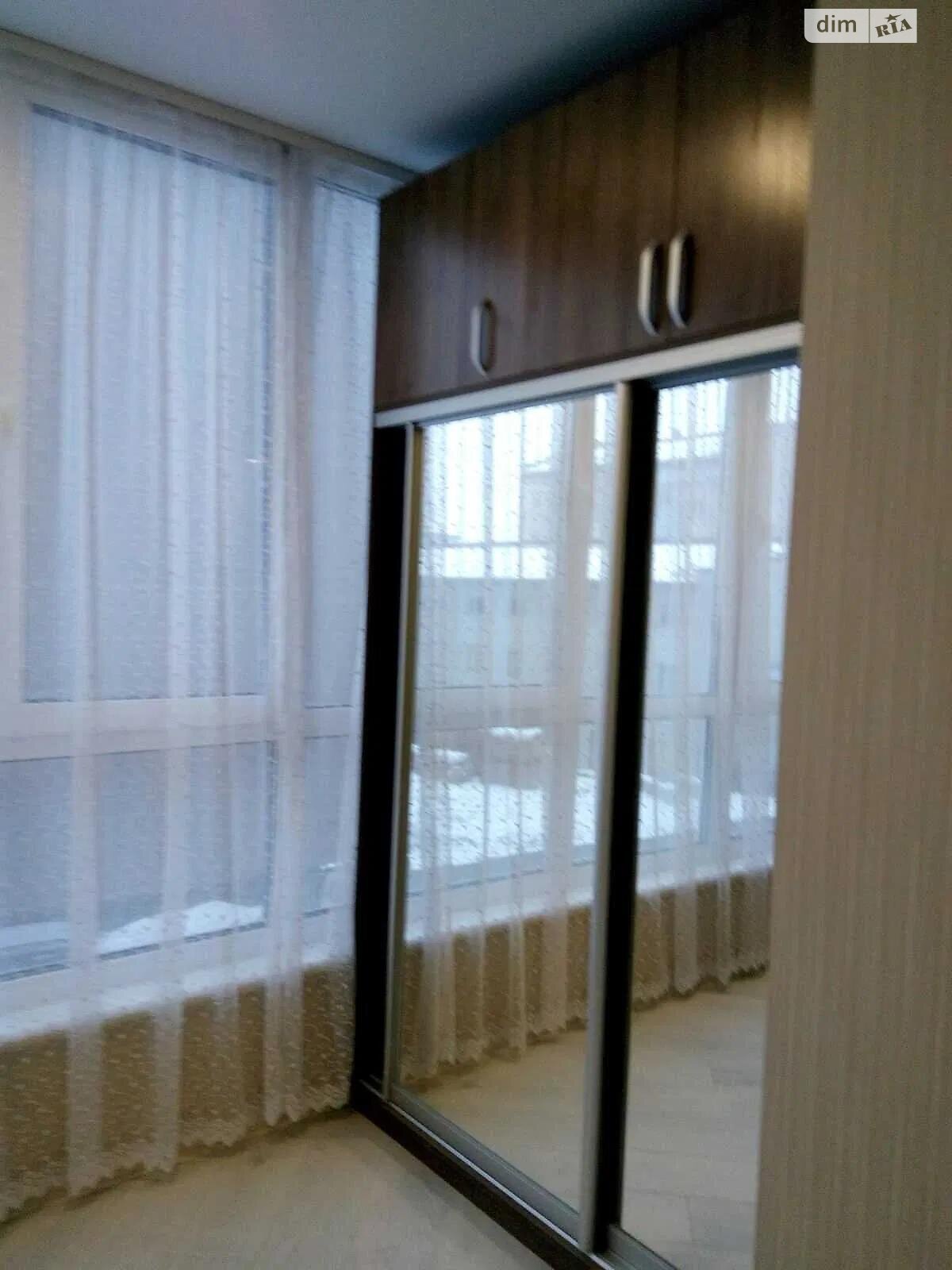 Spacious 1-Bedroom Apartment near Victoria Gardens