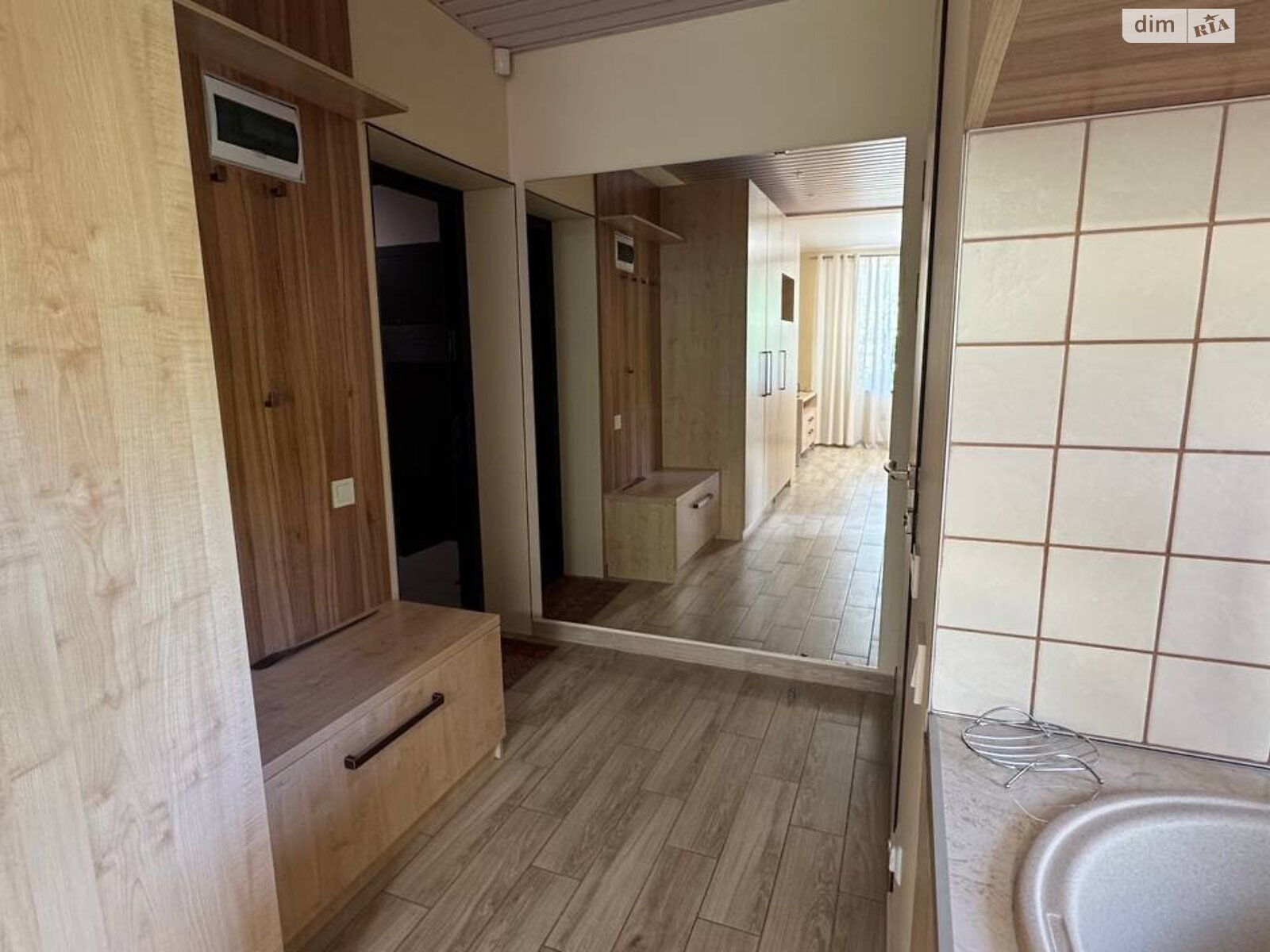 Modern 1-room apartment in Dnipro with comfortable amenities